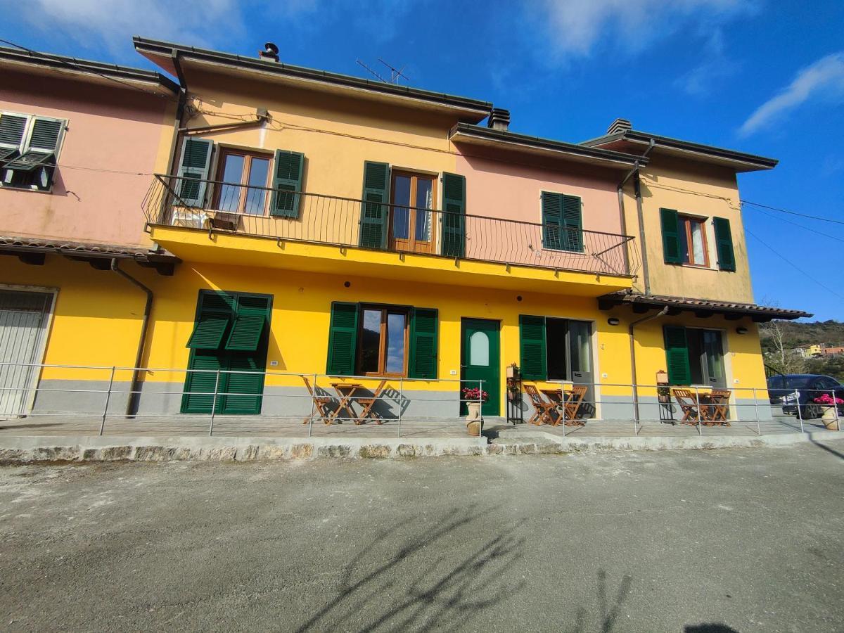 Il Giardino Dei Pavoni Hotel Soviore Exterior photo